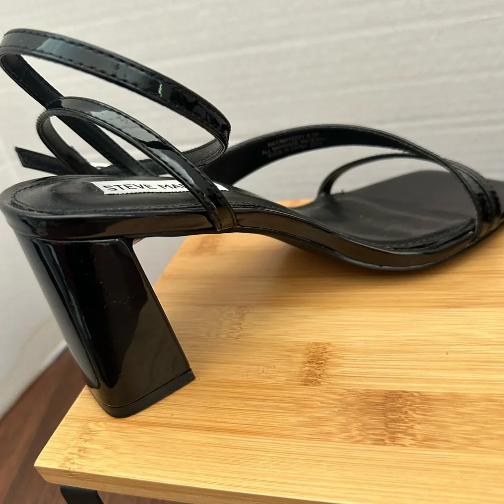 Steve Madden May Glossy Black Block Heel Sandals. 3” Heels. Size 6.5